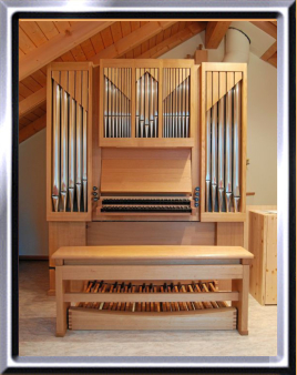 Interlaken BE, Hausorgel privater Standort, Erwin Erni Stans 2P/7